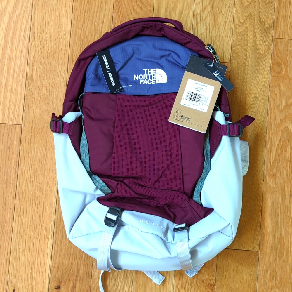 THE NORTH FACE Recon Womens Backpack/Bookbag 30L NEW $109 Boysenberry/Periwinkle